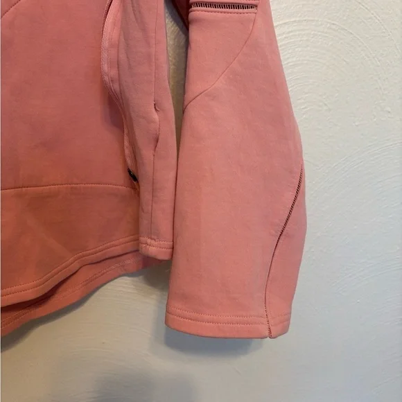 PUMA Hoodie Women’s Large Pink “Keeps You Dry” Moisture Wicking Pullover - Picture 6 of 7